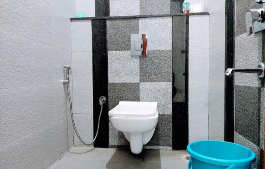 Lavish Living Villa Varanasi Exterior photo